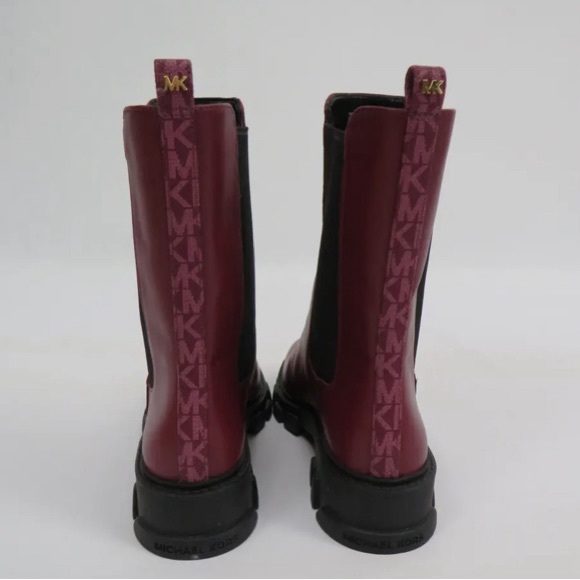 Michael Kors Ridley Lug Sole Chelsea Boots - Picture 3 of 4